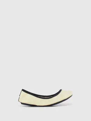 Black Round Toe Ballerinas