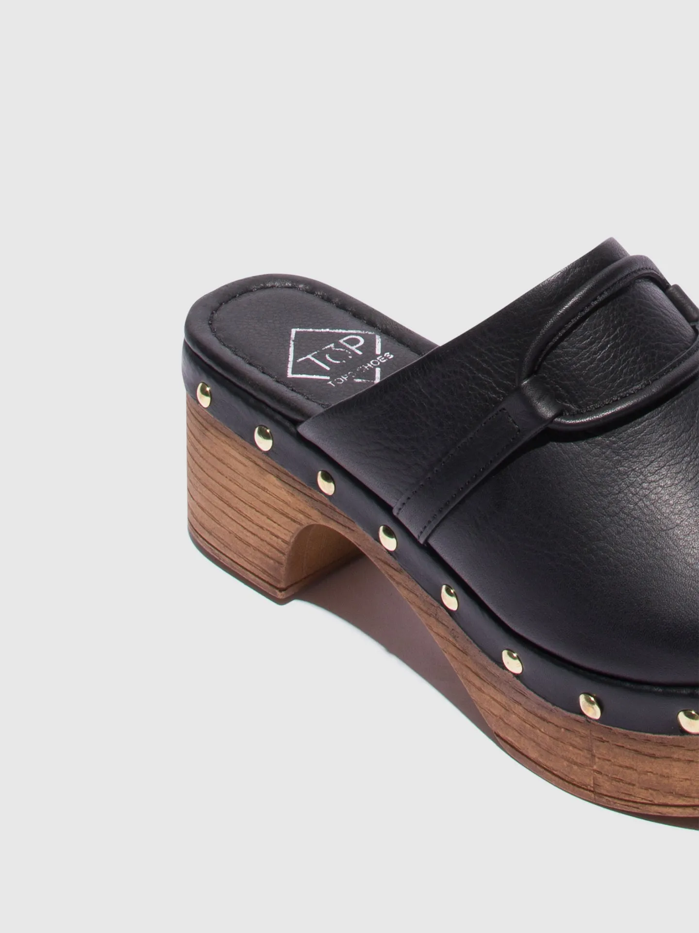 Black Round Toe Clogs
