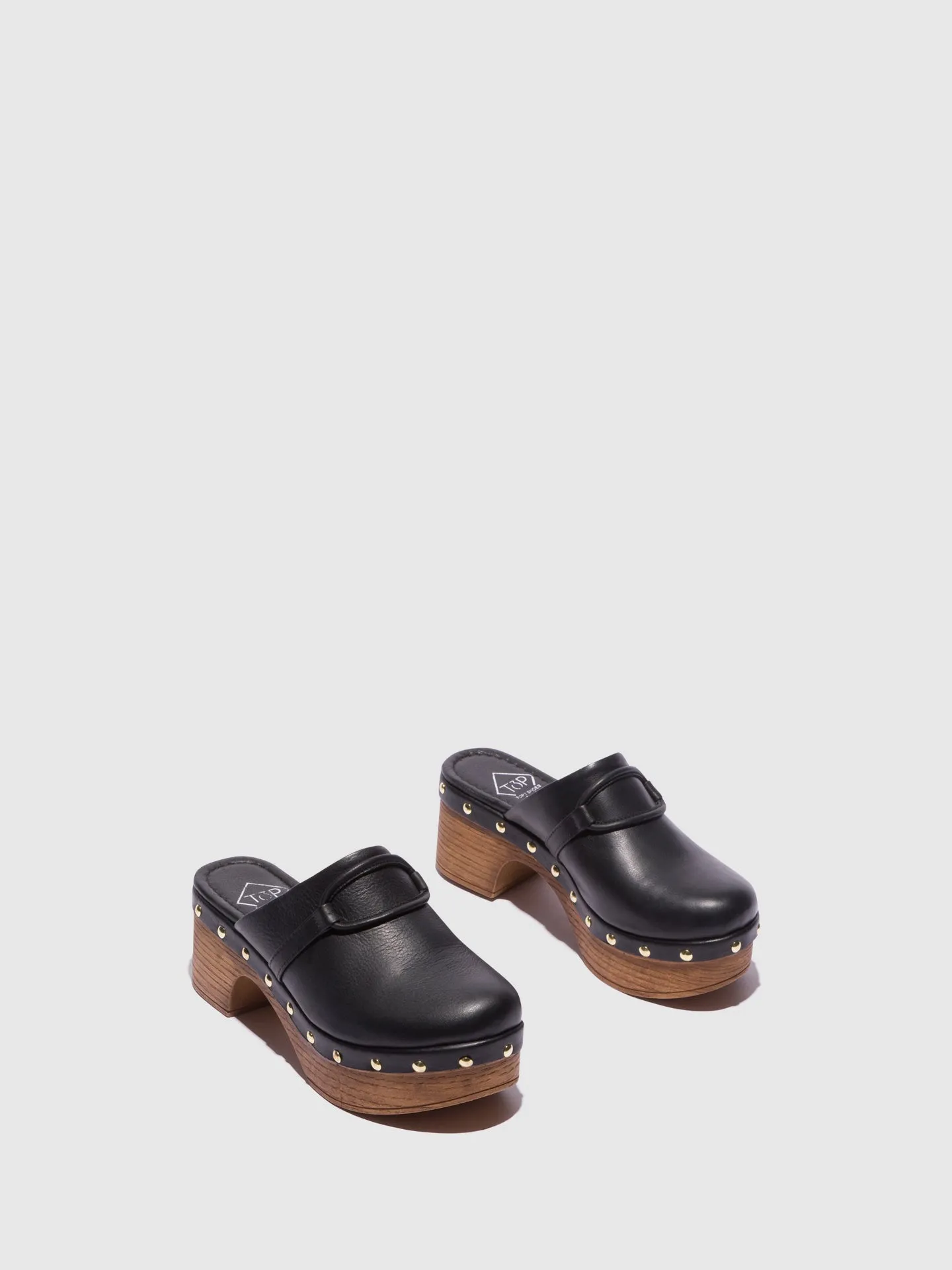 Black Round Toe Clogs