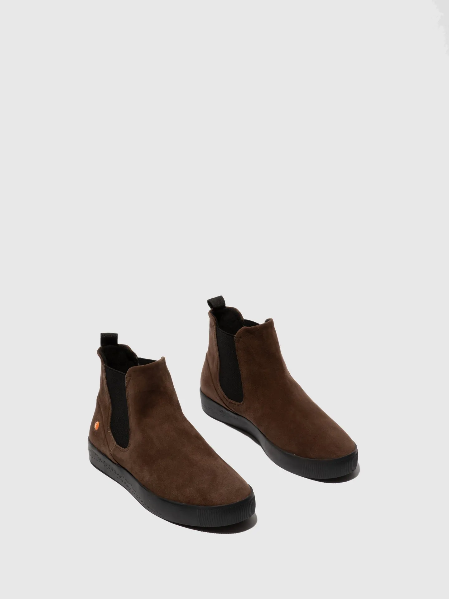 Chelsea Ankle Boots SAHA608SOF BROWN