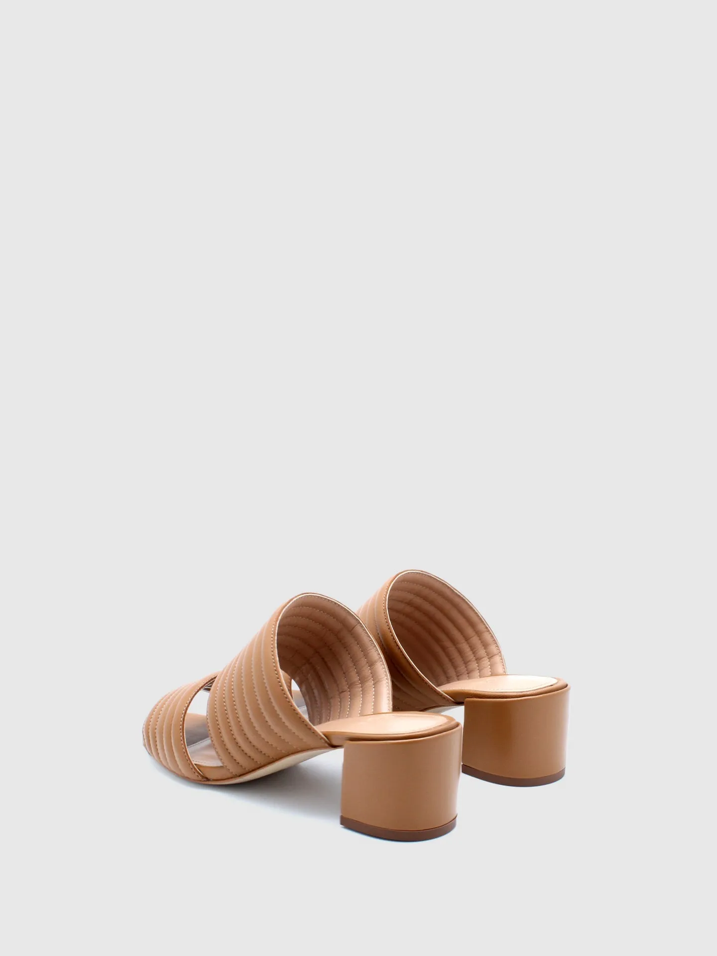Heel Sandals E04L4 Camel