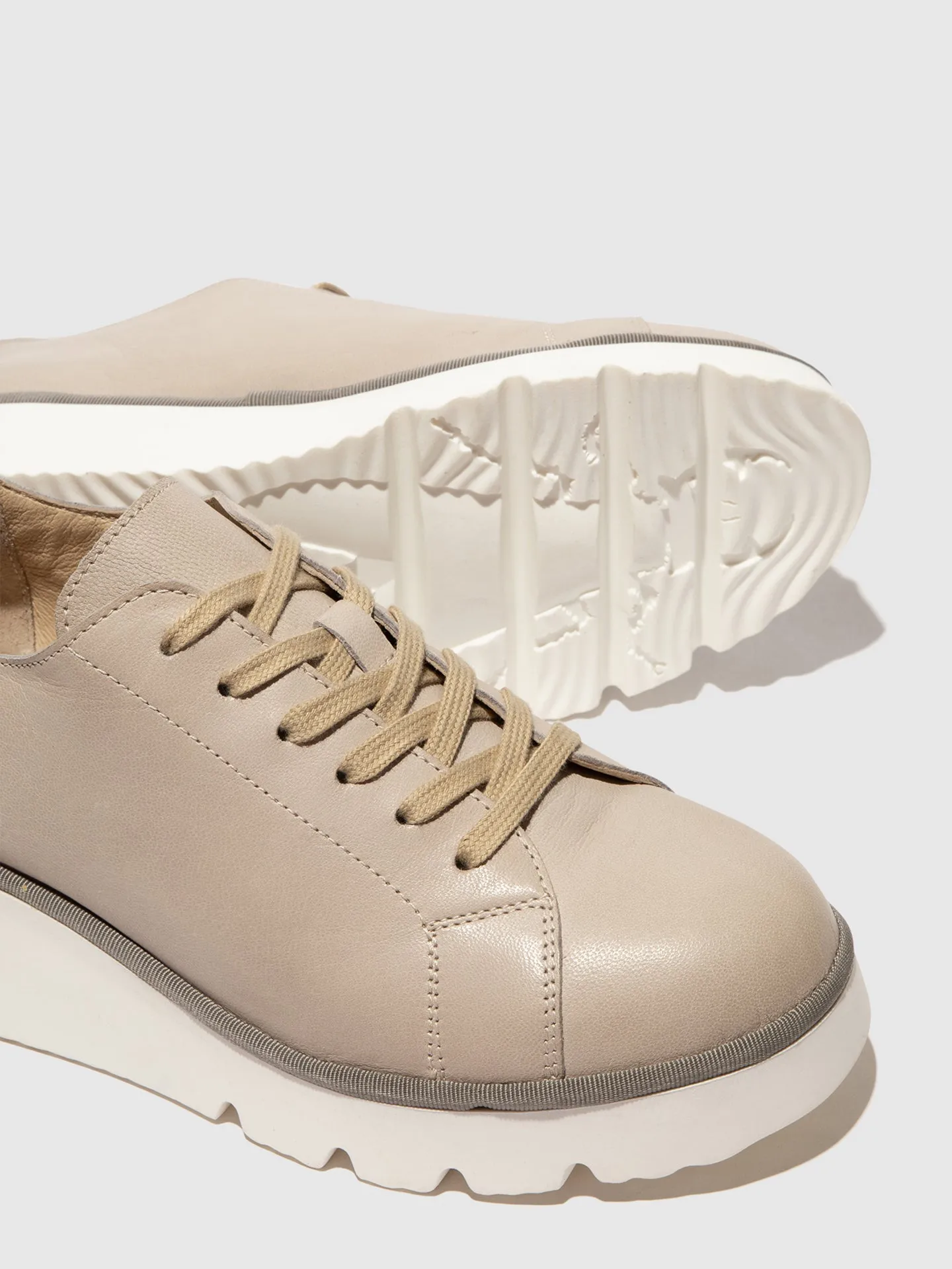 Lace-up Shoes PLOM431FLY CLOUD