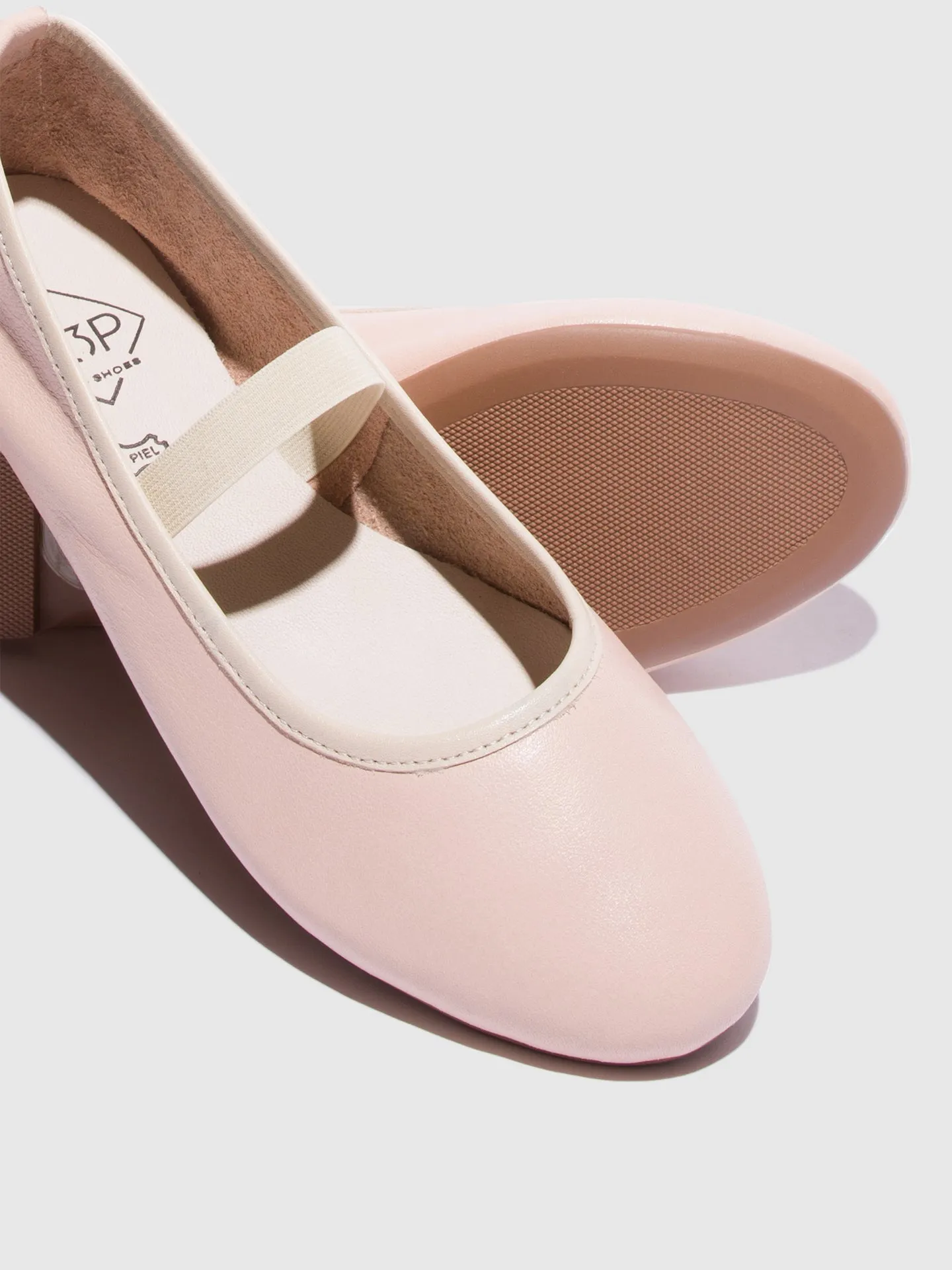 Nude Round Toe Ballerinas